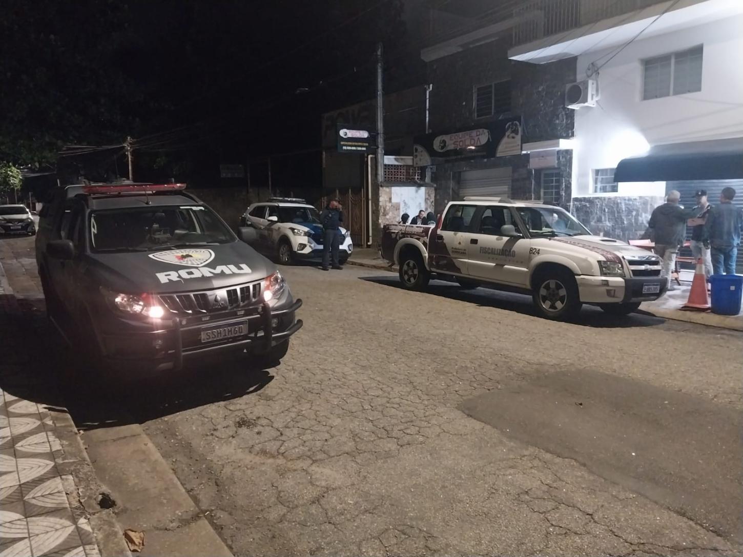 Operação de fiscalização vistoria 15 estabelecimentos em 15 bairros de Sorocaba